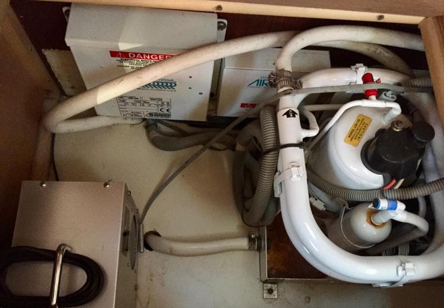 1997 Hunter 450  Passage