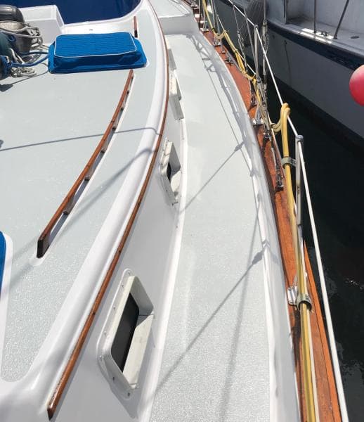 1980 Endeavour 43 Center Cockpit