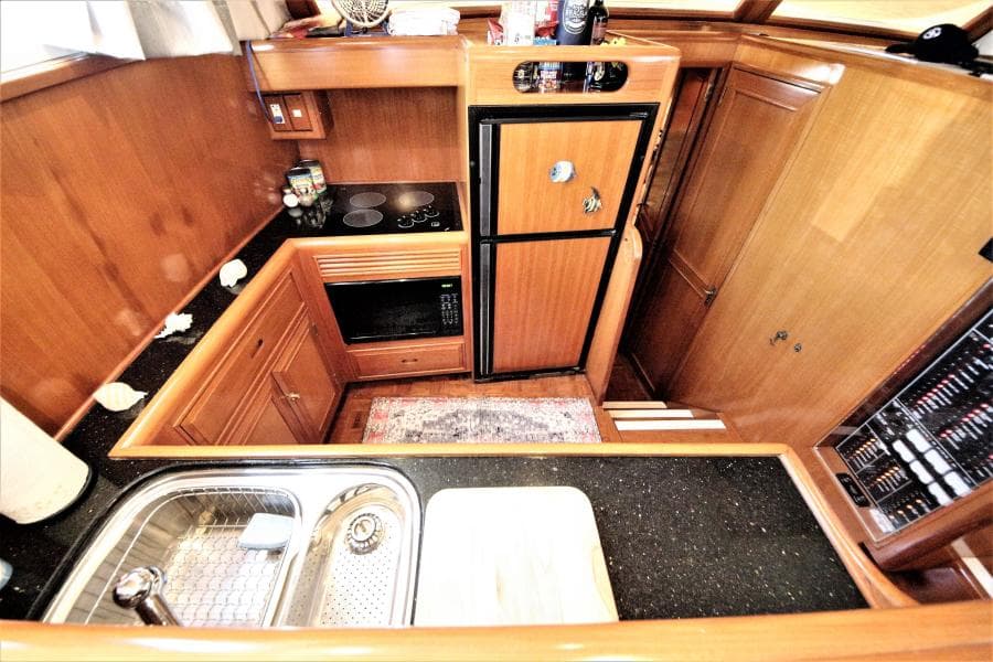 2000 Ocean Alexander 423 Classico