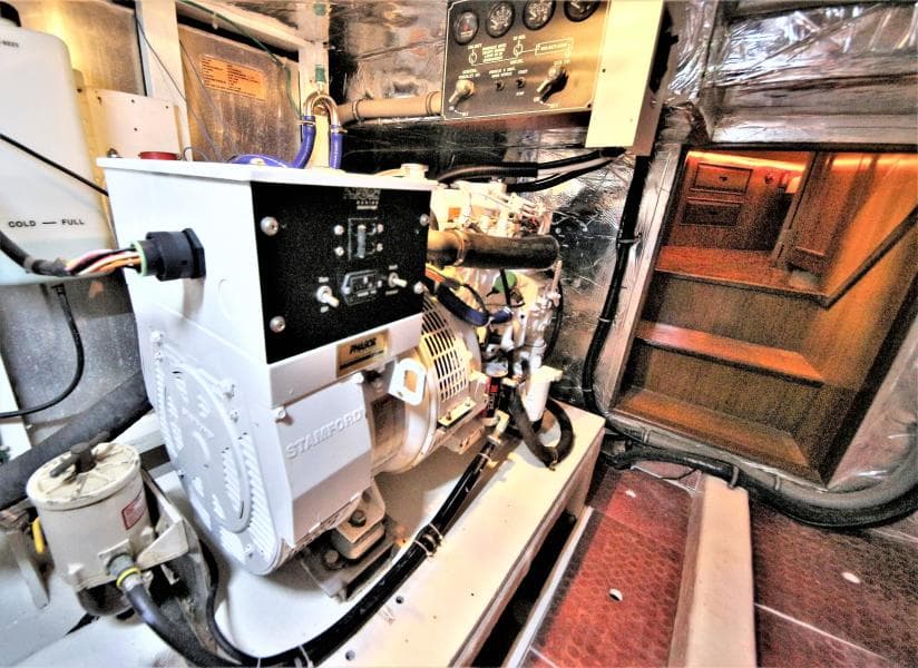 2000 Ocean Alexander 423 Classico