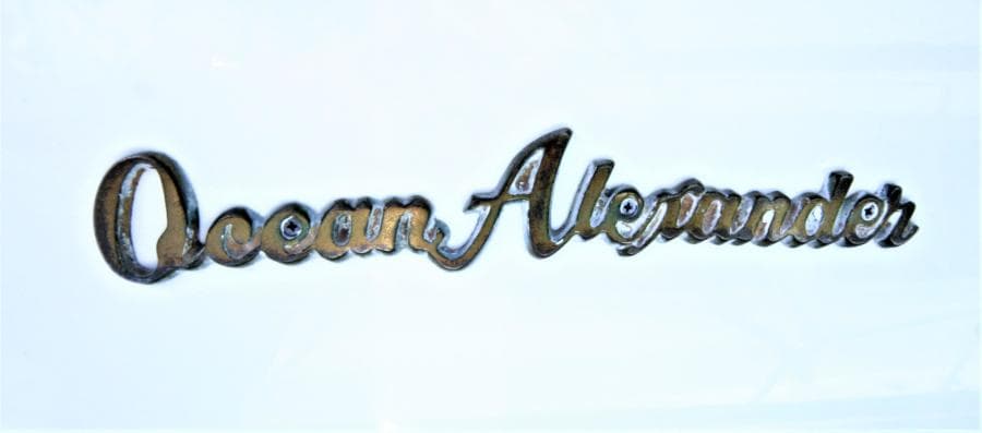 2000 Ocean Alexander 423 Classico