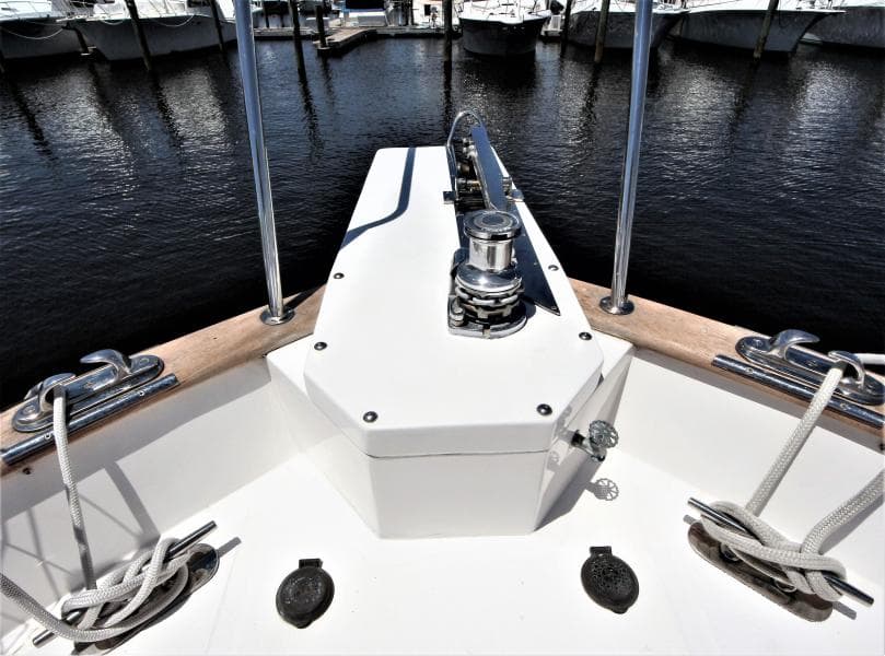 2000 Ocean Alexander 423 Classico