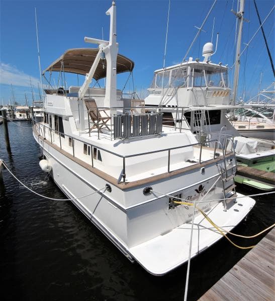 2000 Ocean Alexander 423 Classico
