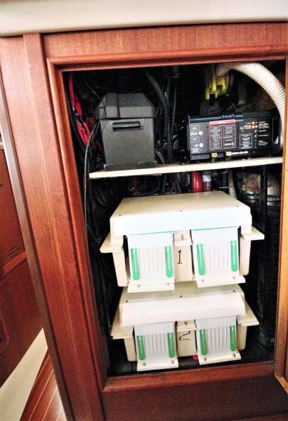 1993 Hunter 42 Passage