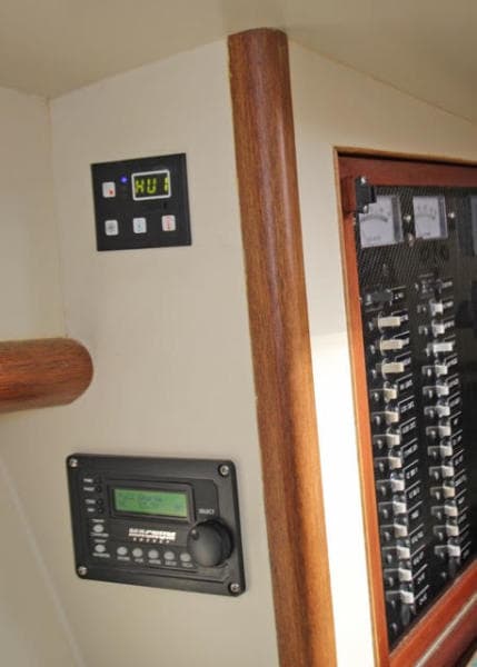 1986 Parker Bug Eye Center Cockpit