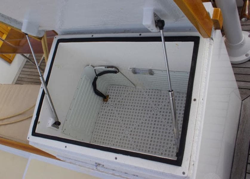 1986 Parker Bug Eye Center Cockpit