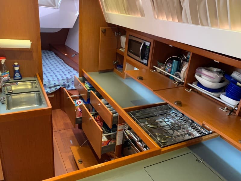 2014 Beneteau Oceanis 48