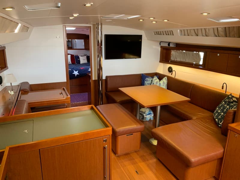 2014 Beneteau Oceanis 48