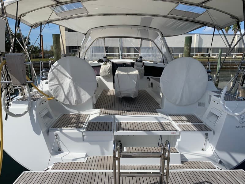 2014 Beneteau Oceanis 48