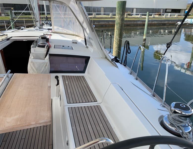 2014 Beneteau Oceanis 48