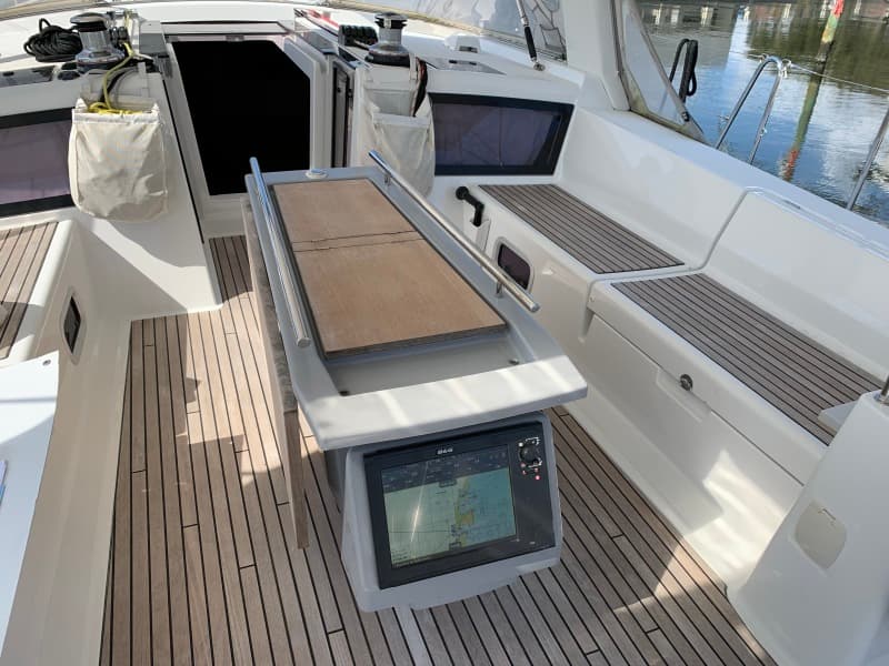 2014 Beneteau Oceanis 48