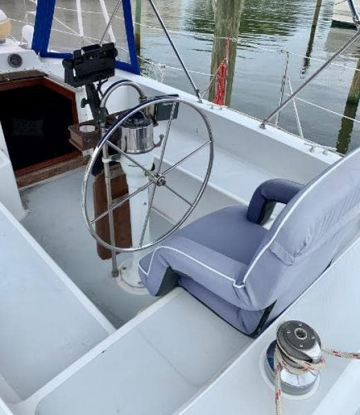 1985 Gulfstar Hirsch 45 Center Cockpit