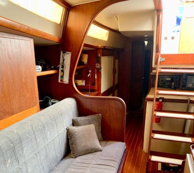 1985 Gulfstar Hirsch 45 Center Cockpit