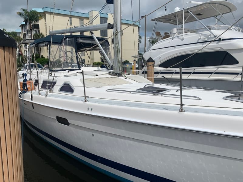 2002 Hunter 456
