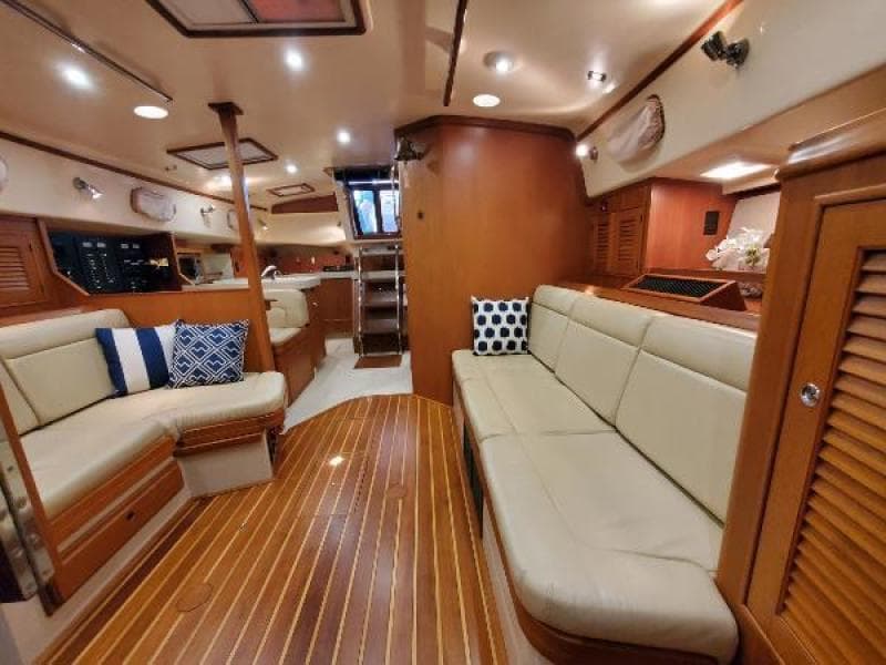 2006 Island Packet 440