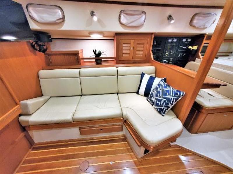 2006 Island Packet 440