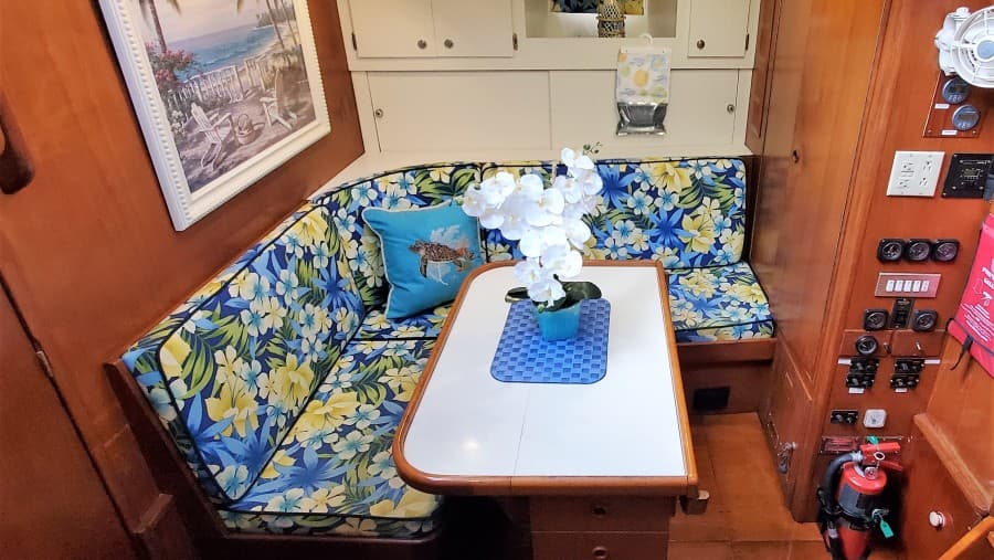 1984 Trintella Center Cockpit