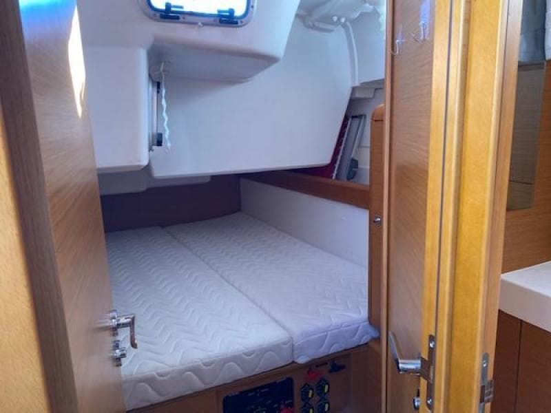 Port aft stateroom