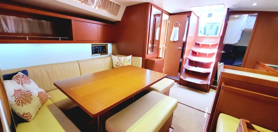 2013 Beneteau Oceanis