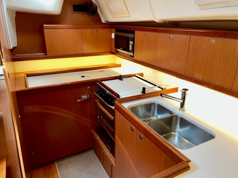 2008 Beneteau 