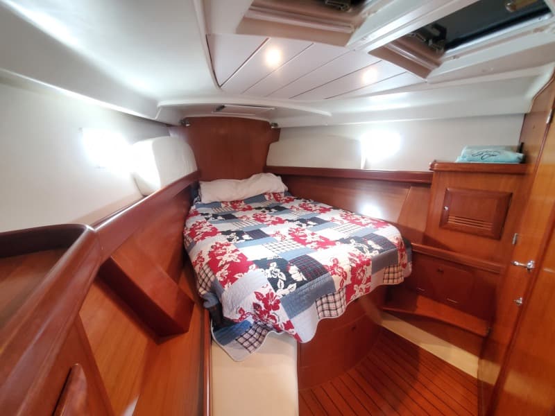 2001 Beneteau 