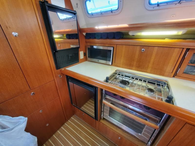 2004 Hunter 44 AC