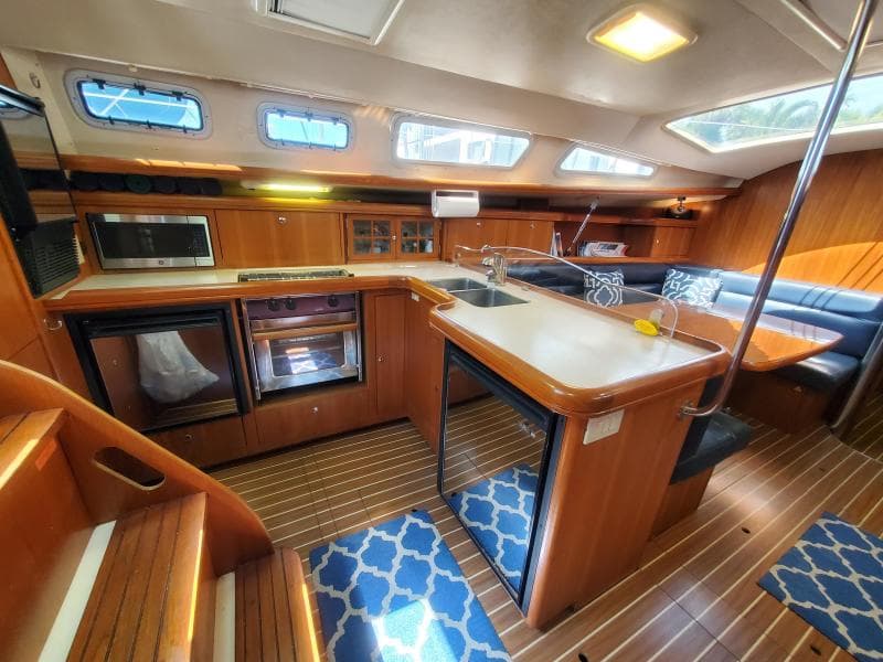 2004 Hunter 44 AC
