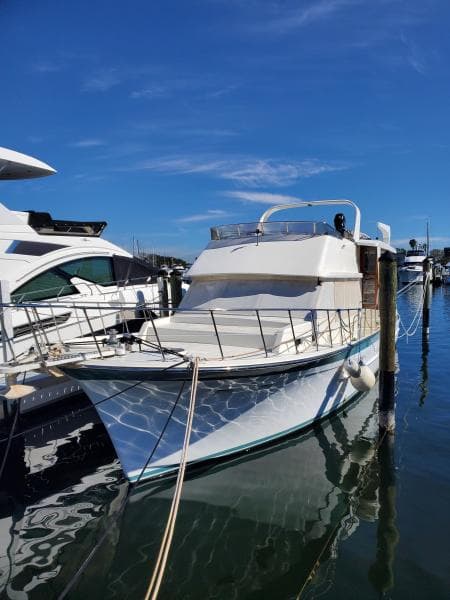 1989 Jefferson Cockpit Motor Yacht
