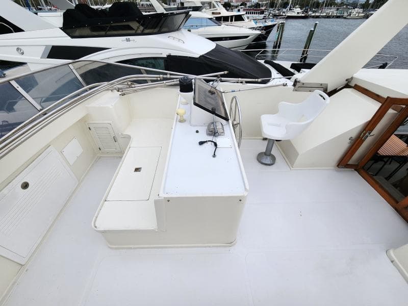 1989 Jefferson Cockpit Motor Yacht