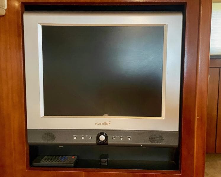 2007 Cruisers Yachts 447