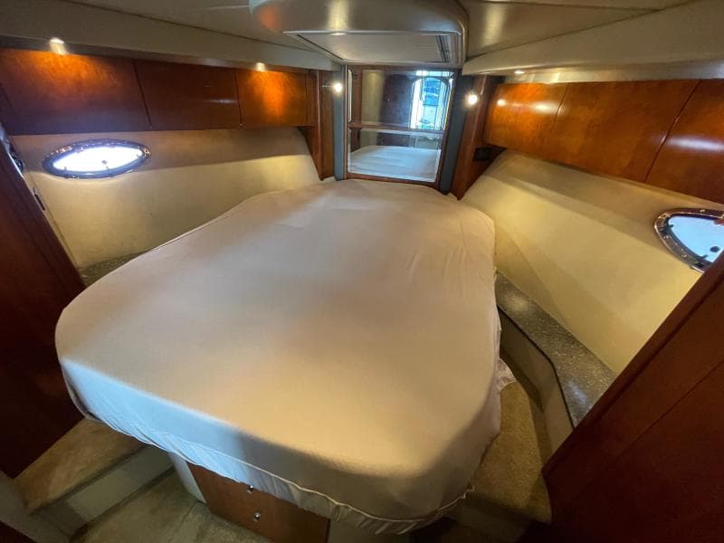 2007 Cruisers Yachts 447