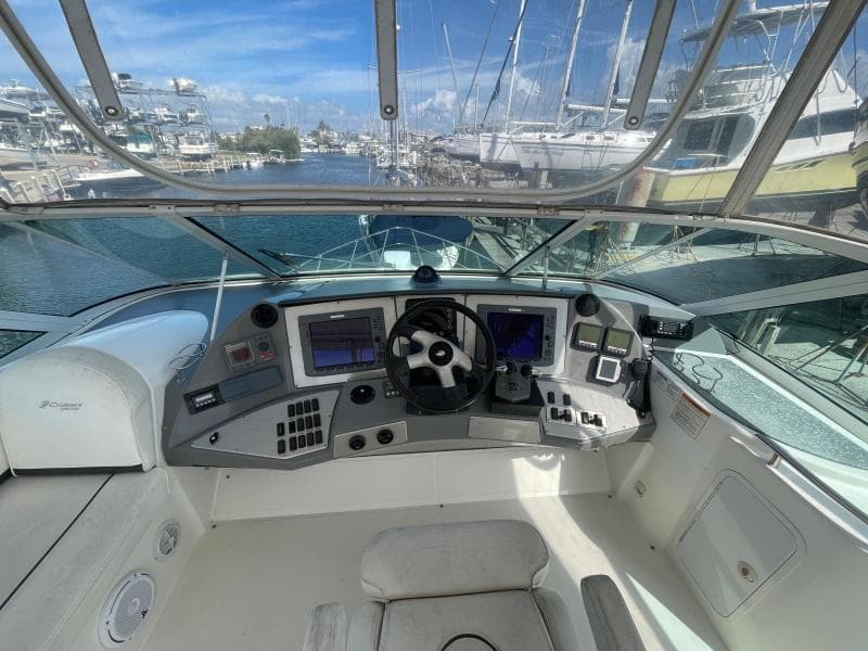 2007 Cruisers Yachts 447