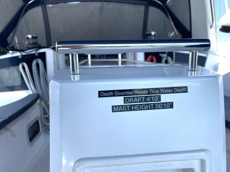2016 Beneteau Oceanis 35 - Photo 23