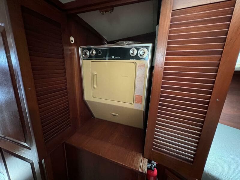 1976 Gulfstar 53 Trawler - Photo 19