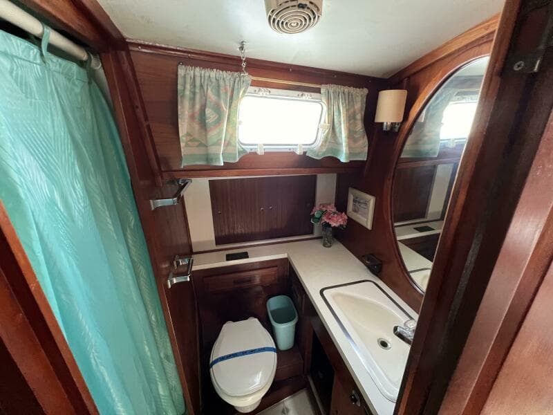 1976 Gulfstar 53 Trawler - Photo 14
