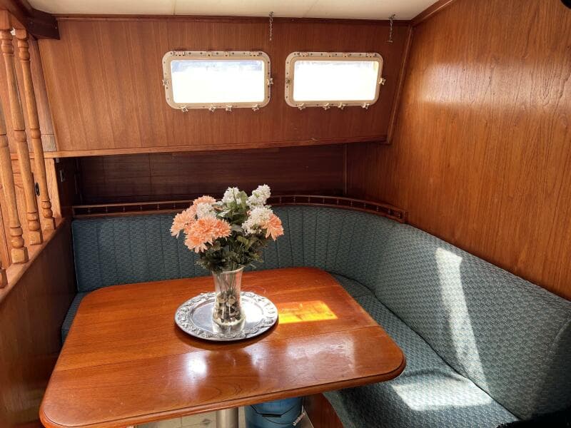 1976 Gulfstar 53 Trawler - Photo 11