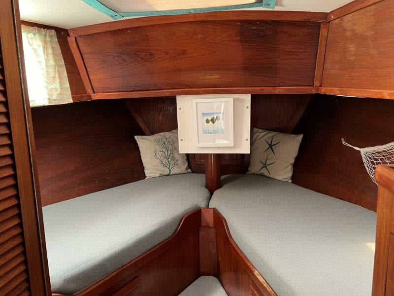 1976 Gulfstar 53 Trawler - Photo 18
