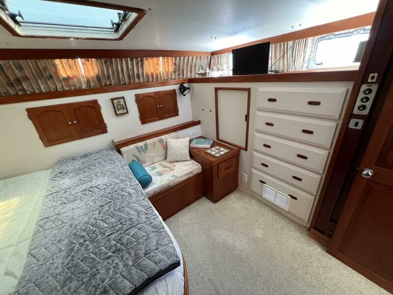 1976 Gulfstar 53 Trawler - Photo 24