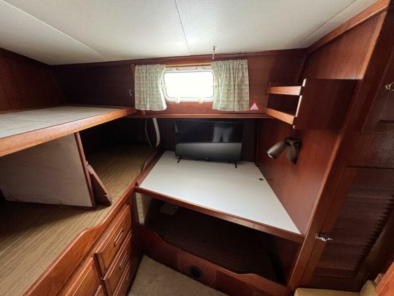 1976 Gulfstar 53 Trawler - Photo 16