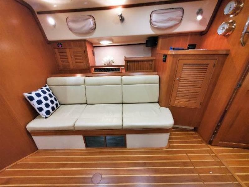 2006 Island Packet 440