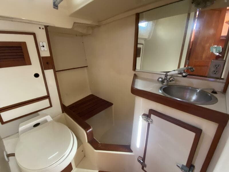 1988 Brewer 44 - Photo 12