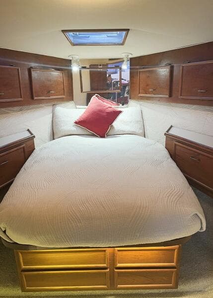 1988 Ocean Yachts Super Sport