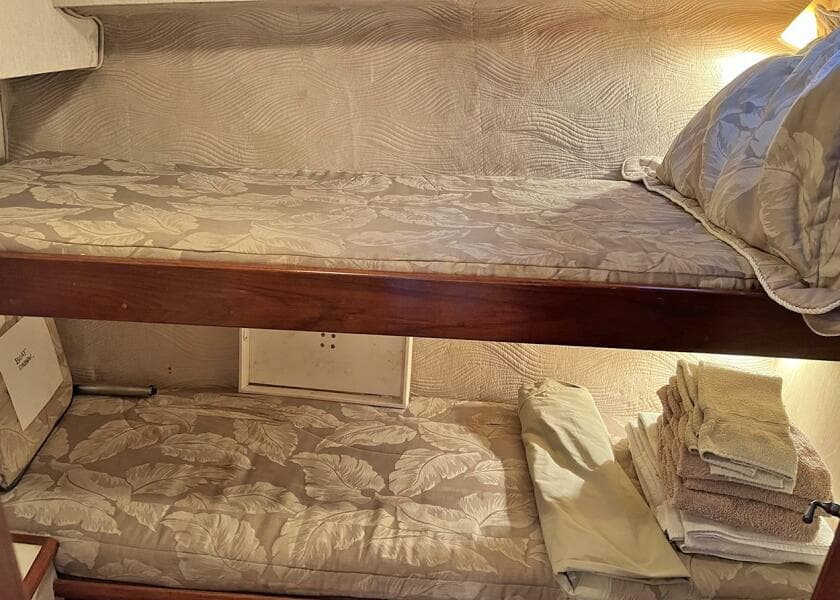 1988 Ocean Yachts Super Sport