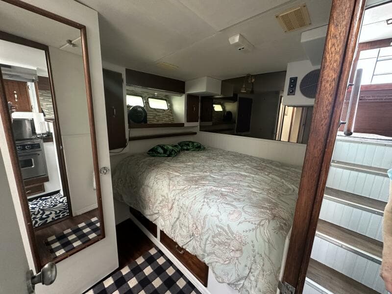 1979 Post Sport Fisherman