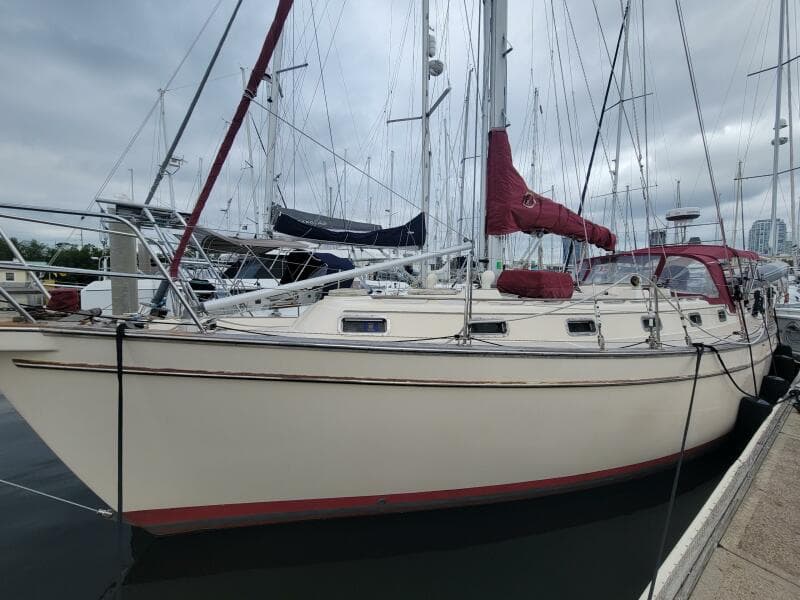 1991 Island Packet 38