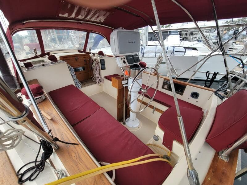 1991 Island Packet 38