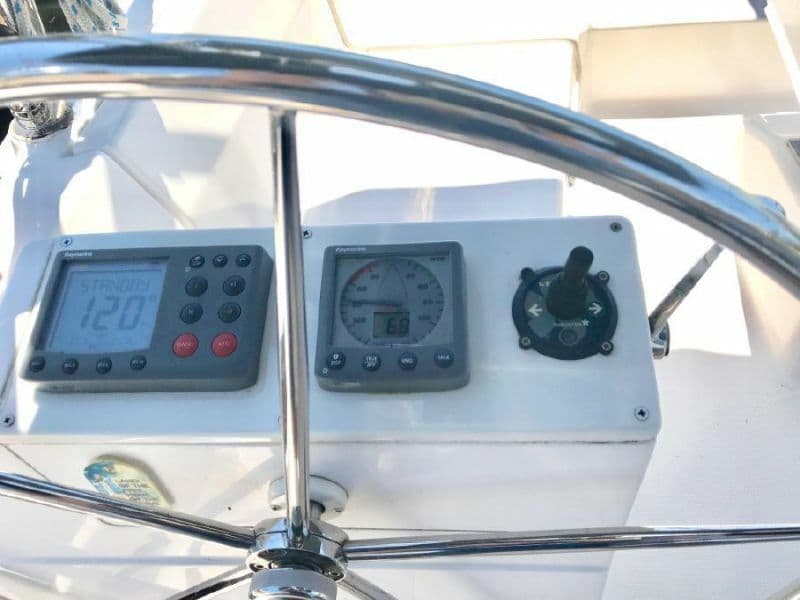 2011 Hunter 39 - Photo 46