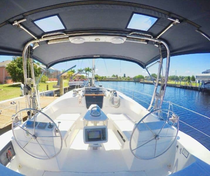 2011 Hunter 39 - Photo 35