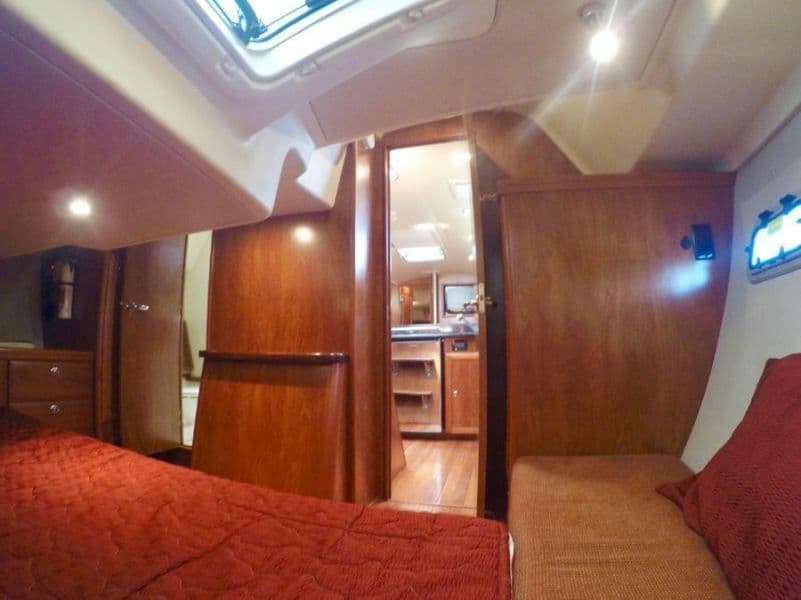 2011 Hunter 39 - Photo 28