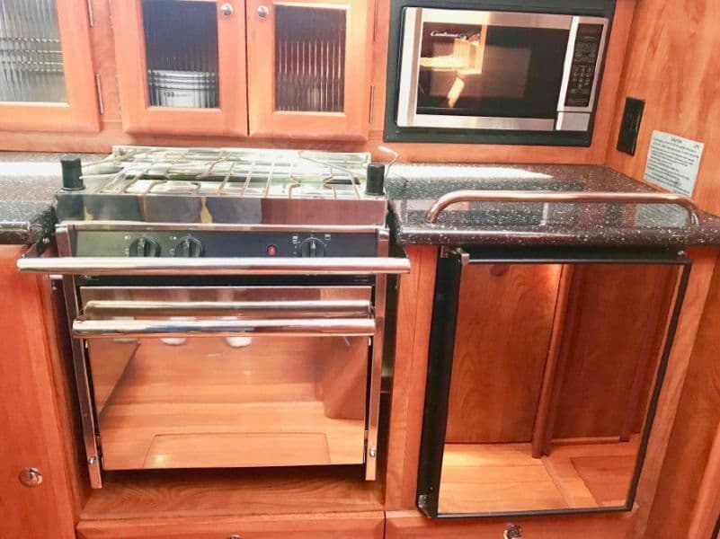 2011 Hunter 39 - Photo 9